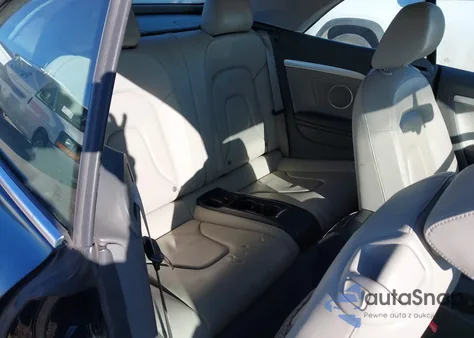 2011 Audi A5 Prestige z USA, uszkodzony, nr VIN WAUVFAFH3BN001041